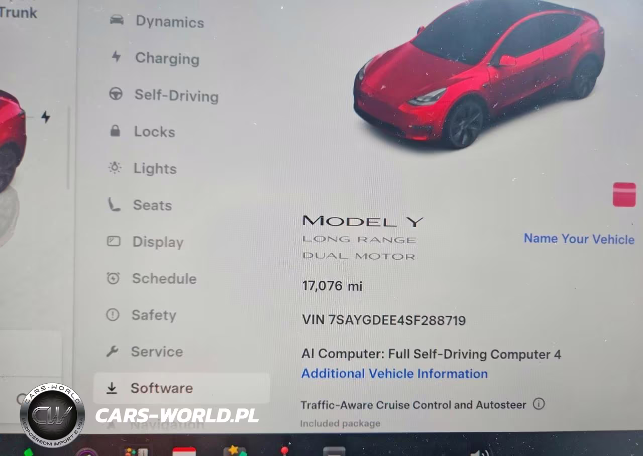 2025 Tesla Model Y VIN:7SAYGDEE4SF288719 - 9
