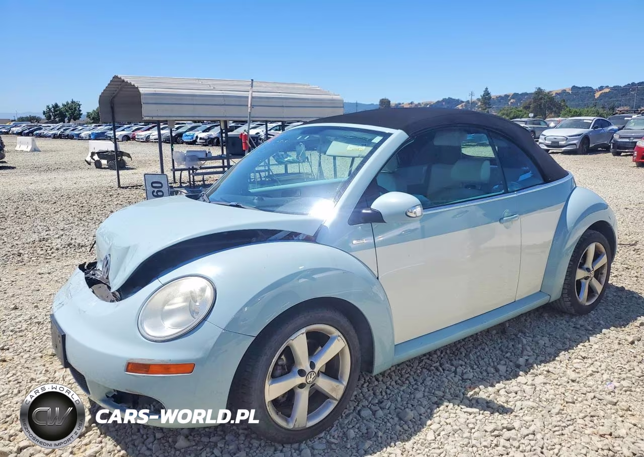 2010 Volkswagen New Beetle