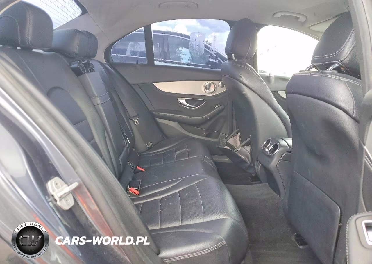2015 Mercedes-Benz C 300 VIN:55SWF4JB5FU053477 - 10