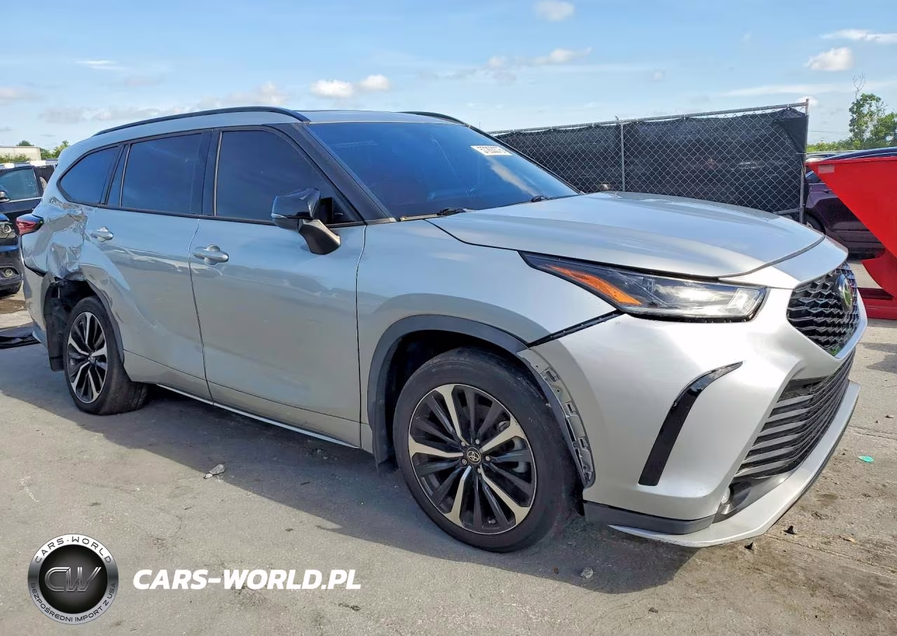 2022 Toyota Highlander Xse VIN:5TDJZRBHXNS170047 - 4
