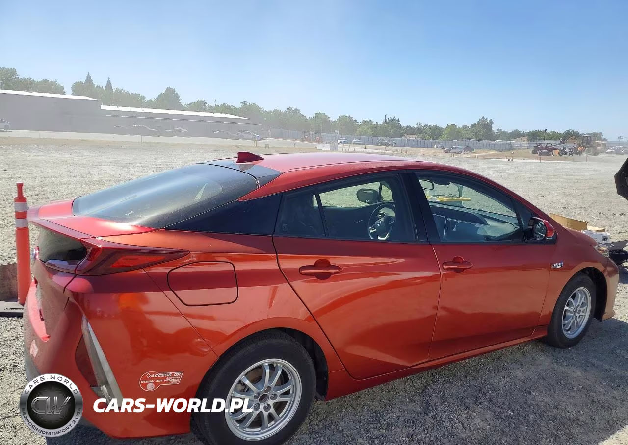 2017 Toyota Prius Prime Premium VIN:JTDKARFP7H3064223 - 3