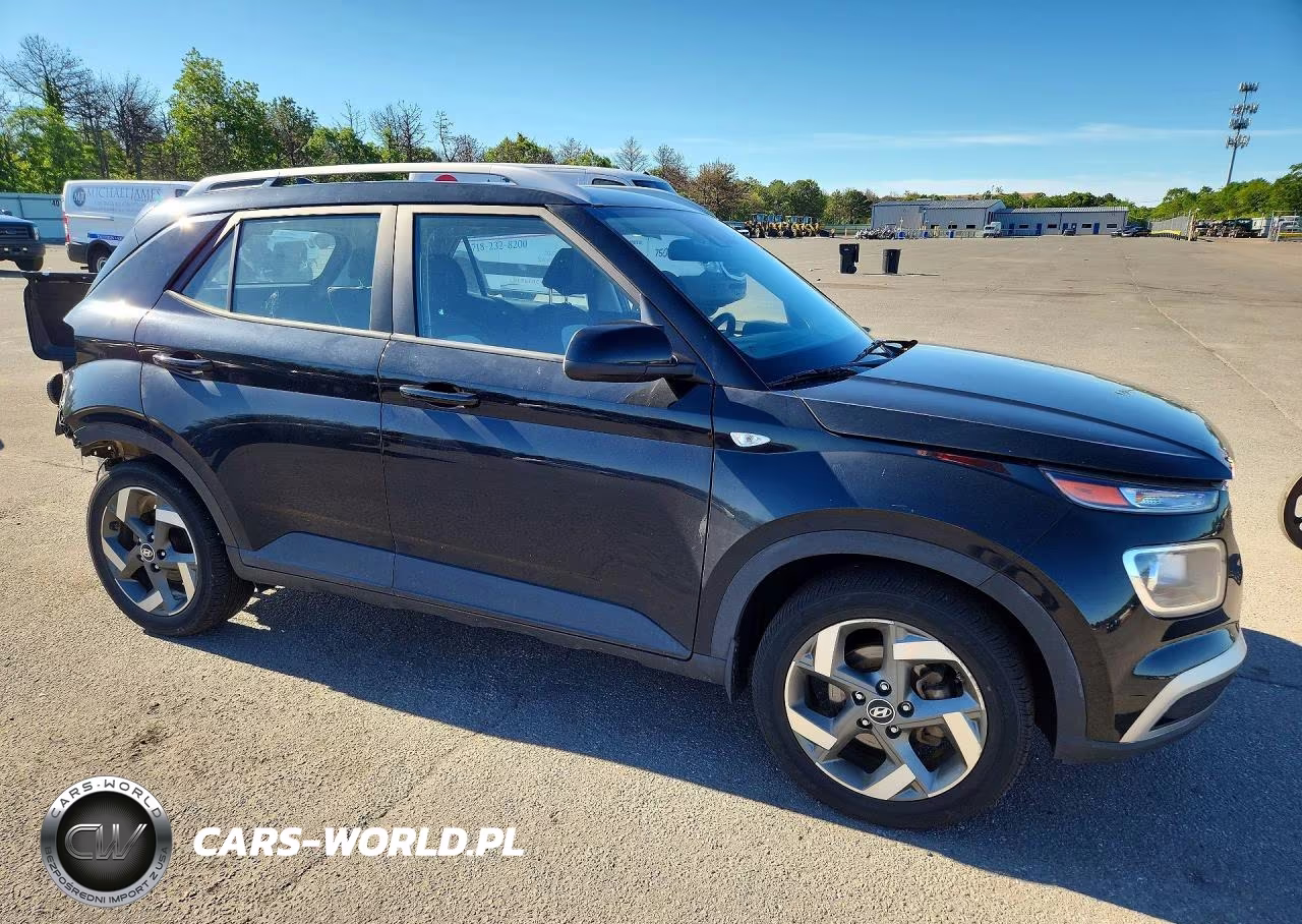 2022 Hyundai Venue Sel VIN:KMHRC8A30NU203651 - 4
