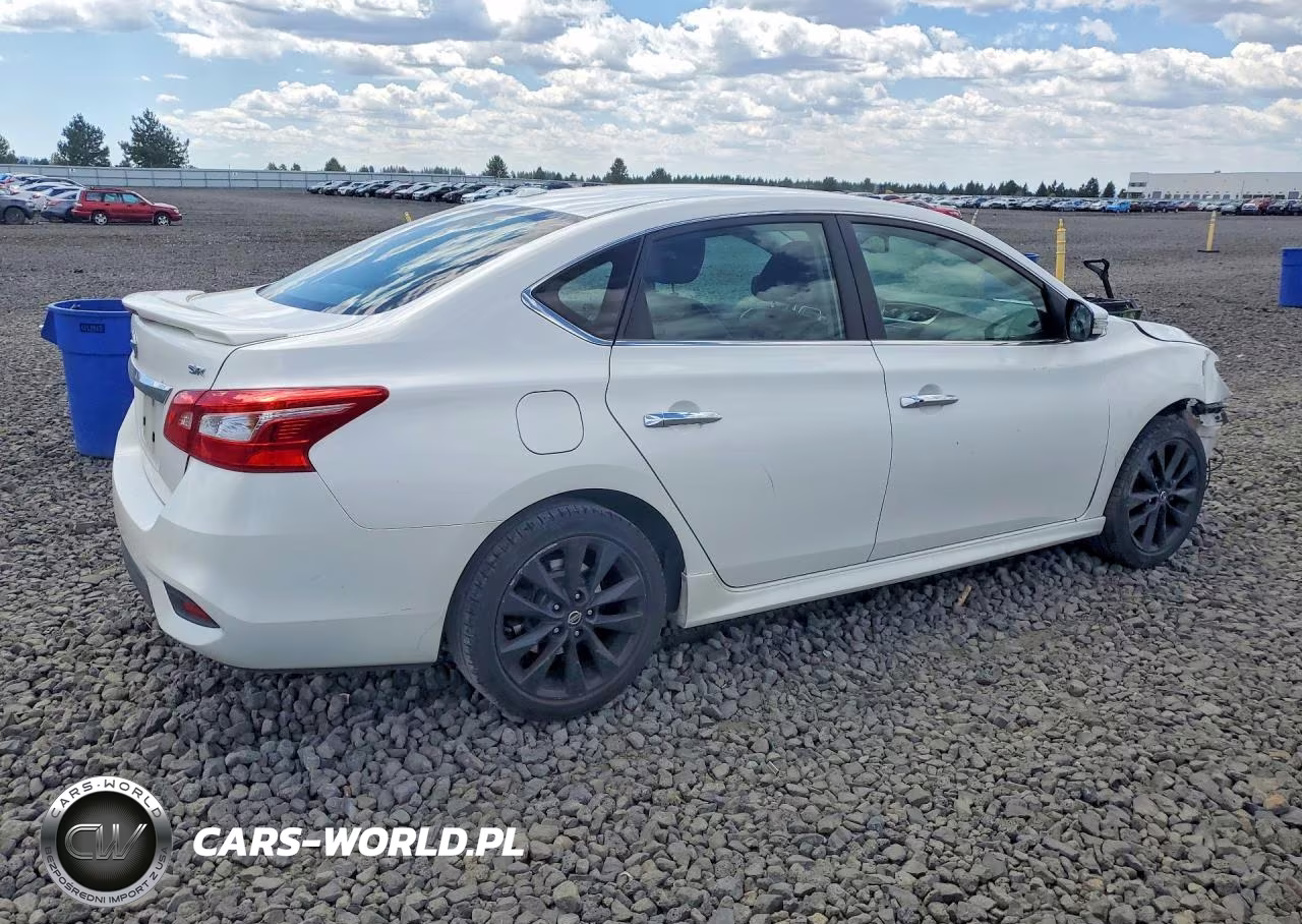 2016 Nissan Sentra S VIN:3N1AB7AP7GL647837 - 3