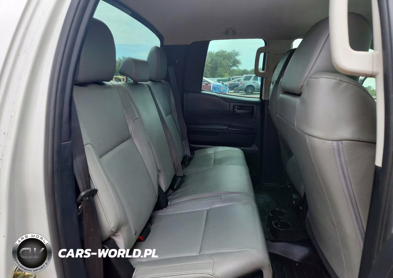 2017 Toyota Tundra Sr VIN:5TFRM5F1XHX117550 - 10