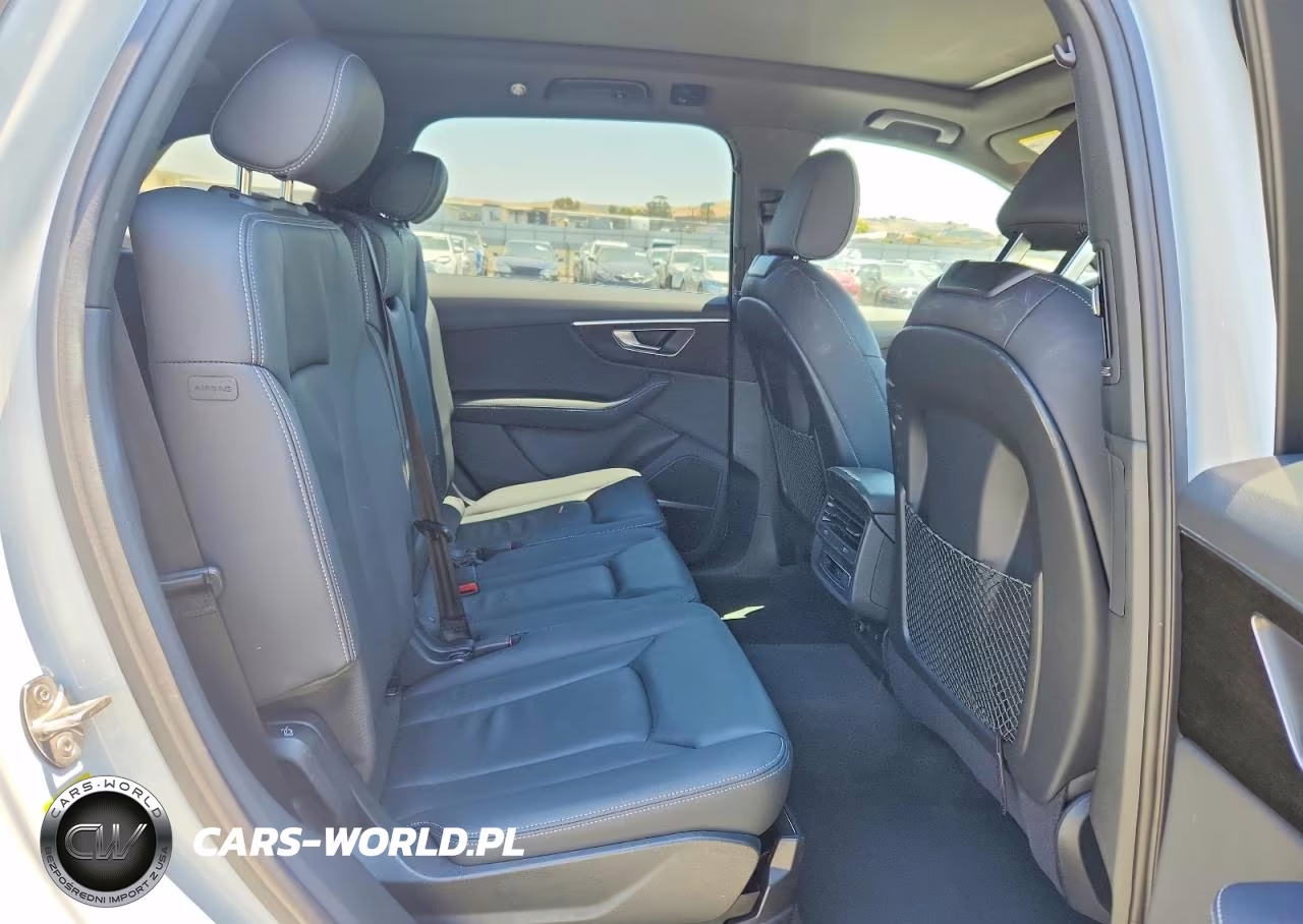 2025 Audi Q7 VIN:WA1LCBF71SD006559 - 11