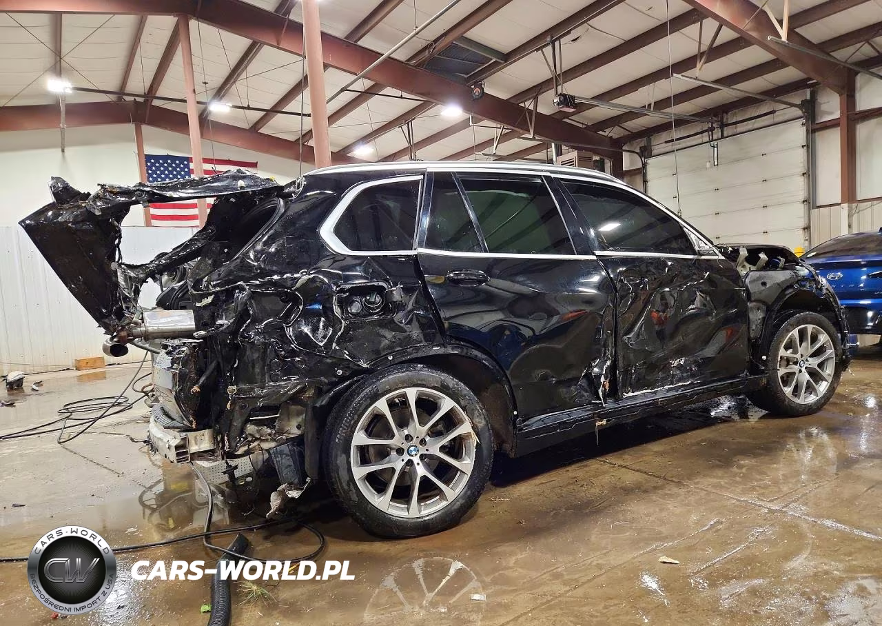 2019 BMW X5 xDrive40I VIN:5UXCR6C53KLL06588 - 3