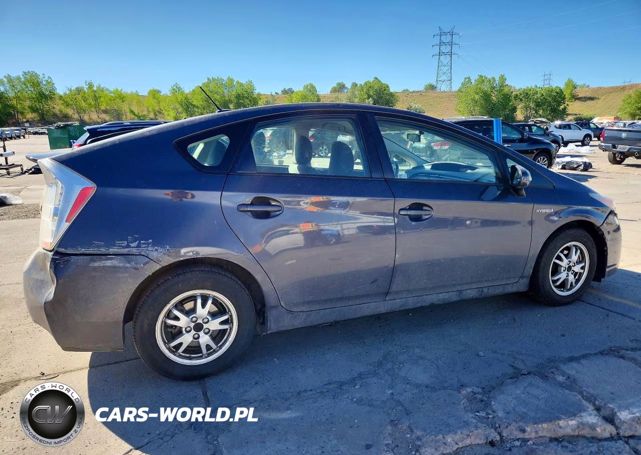 2010 Toyota Prius Iii VIN:JTDKN3DU8A0053815 - 3