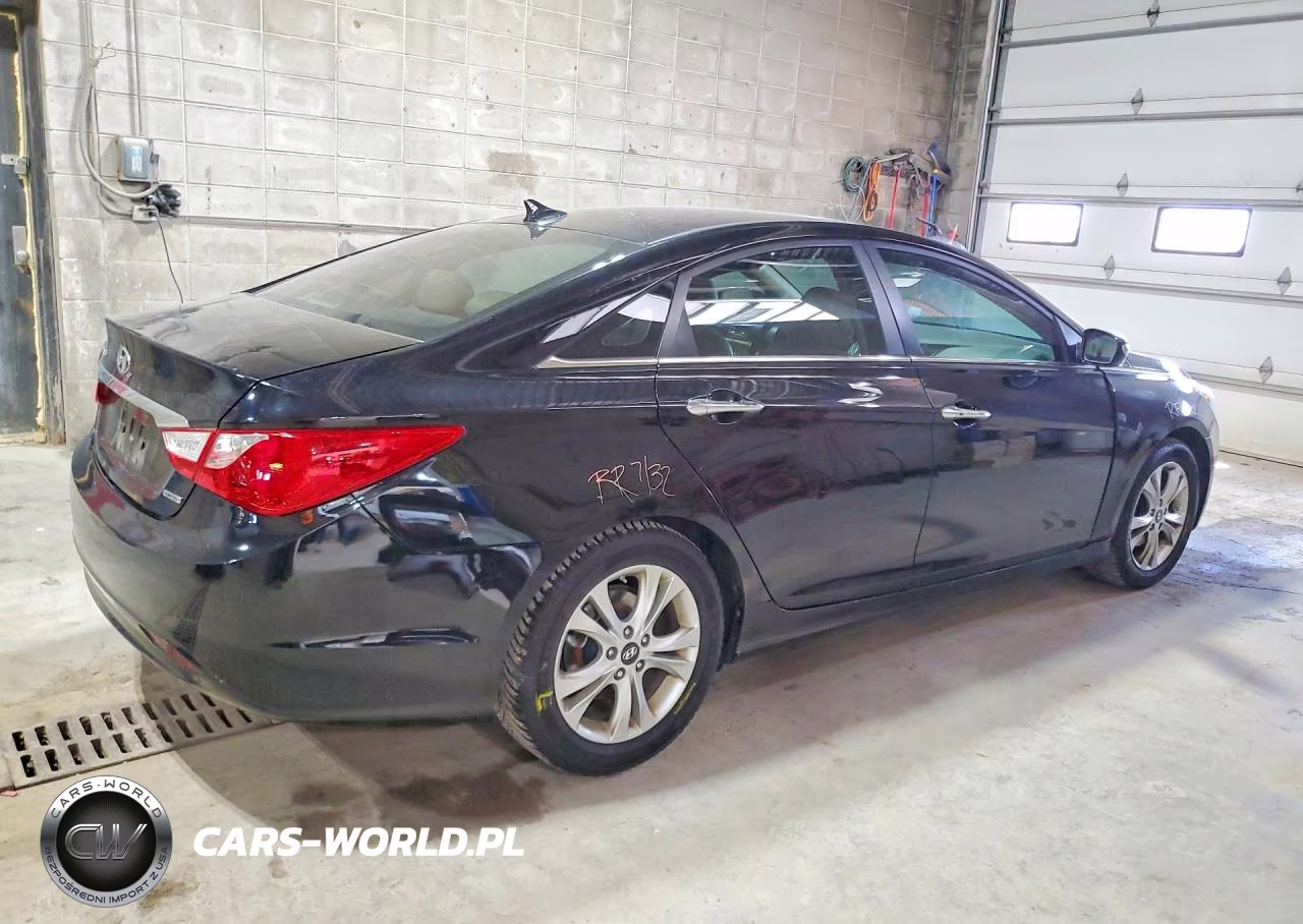 2011 Hyundai Sonata Limited VIN:5NPEC4AC1BH142781 - 3