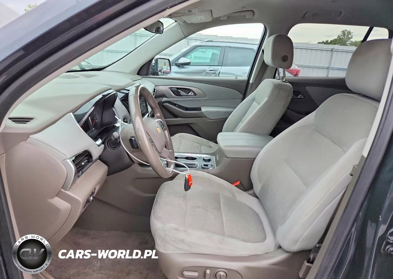 2019 Chevrolet Traverse Lt VIN:1GNERGKWXKJ237931 - 7