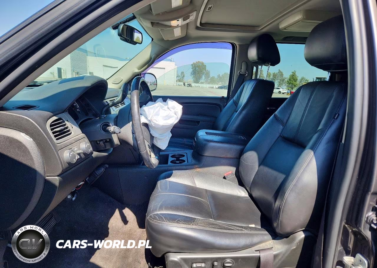 2010 Chevrolet Tahoe K1500 Lt VIN:1GNUKBE08AR266483 - 7