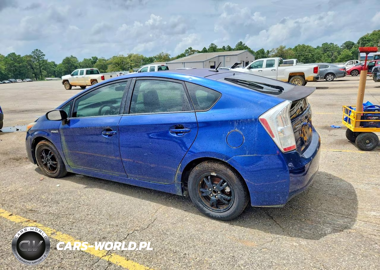 2011 Toyota Prius Two VIN:JTDKN3DU9B1389890 - 2