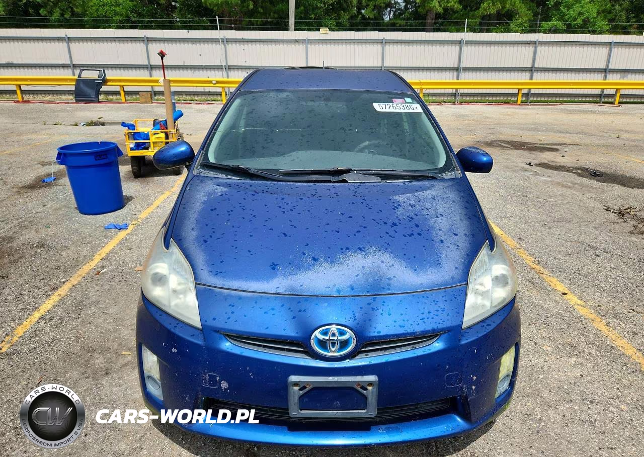 2011 Toyota Prius Two VIN:JTDKN3DU9B1389890 - 5