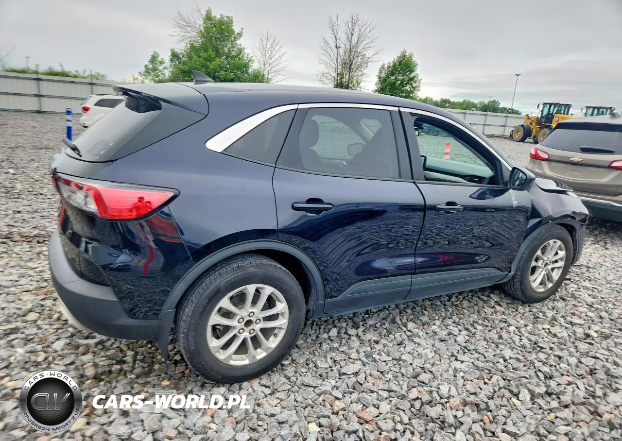 2021 Ford Escape Se VIN:1FMCU0G67MUA78555 - 3