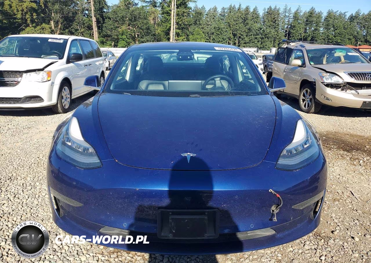 2018 Tesla Model 3 VIN:5YJ3E1EBXJF093627 - 5