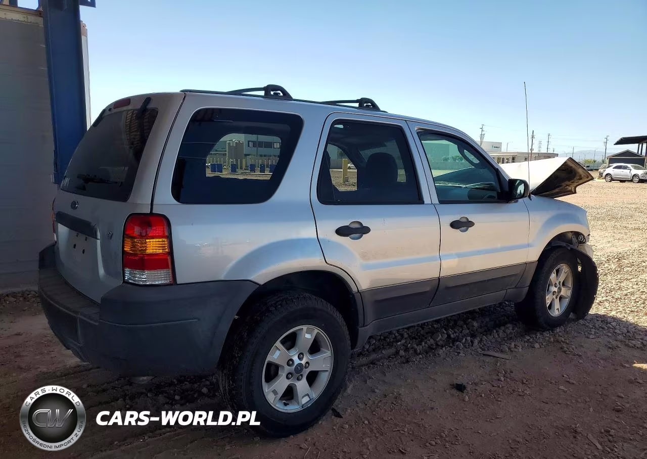 2007 Ford Escape Xlt VIN:1FMYU03187KA19157 - 3