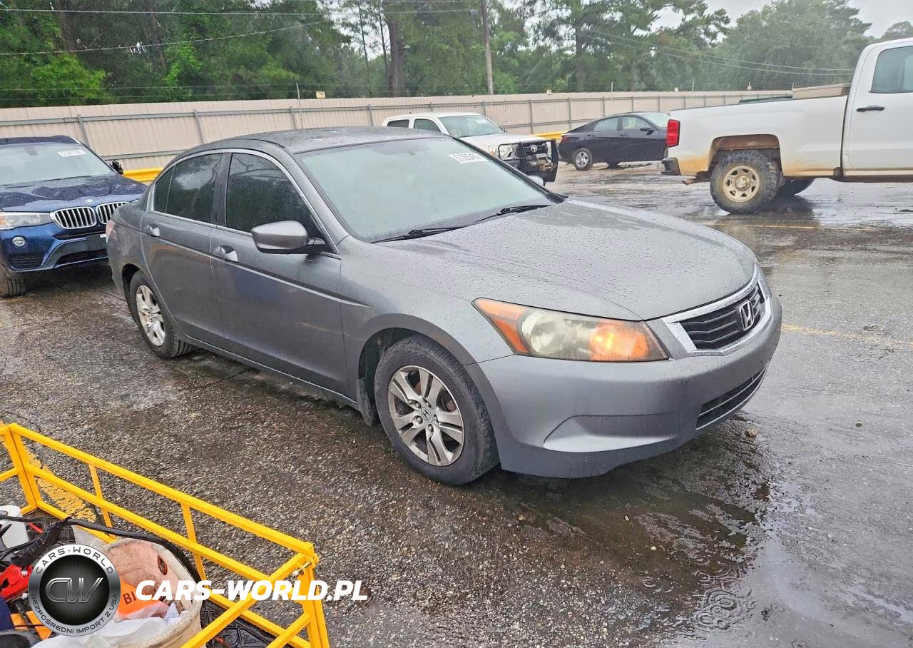 2008 Honda Accord Lxp VIN:JHMCP26448C020100 - 4