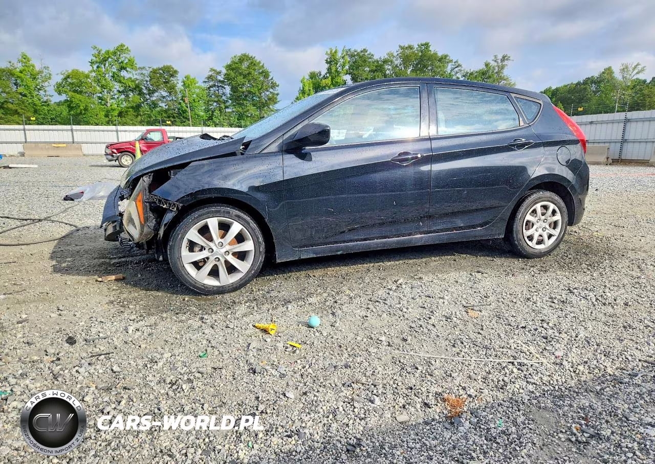 2012 Hyundai Accent Gs