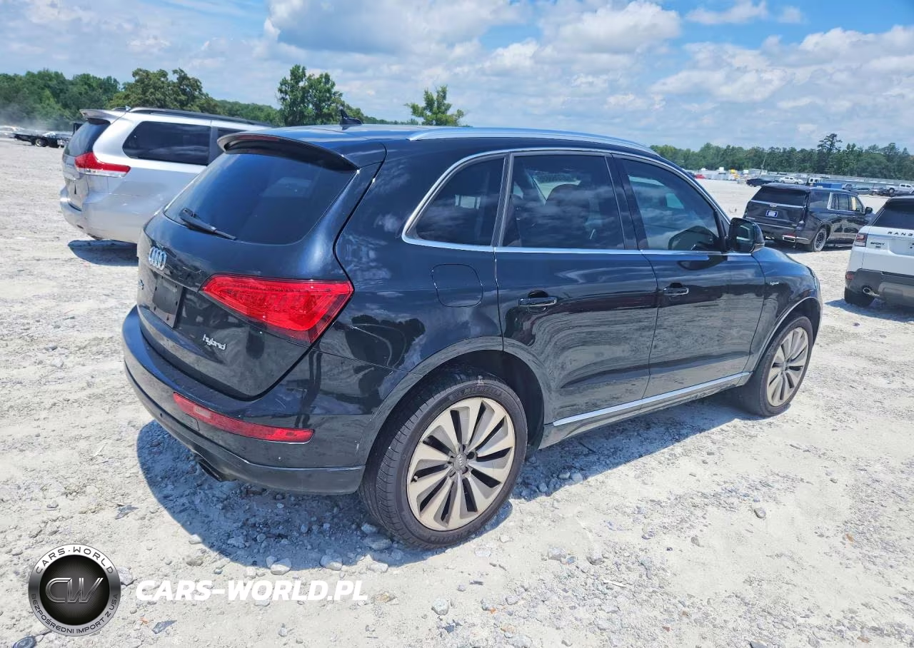 2013 Audi Q5 Premium Hybrid VIN:WA1C8AFPXDA021402 - 3