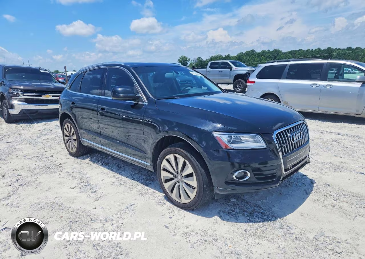 2013 Audi Q5 Premium Hybrid VIN:WA1C8AFPXDA021402 - 4
