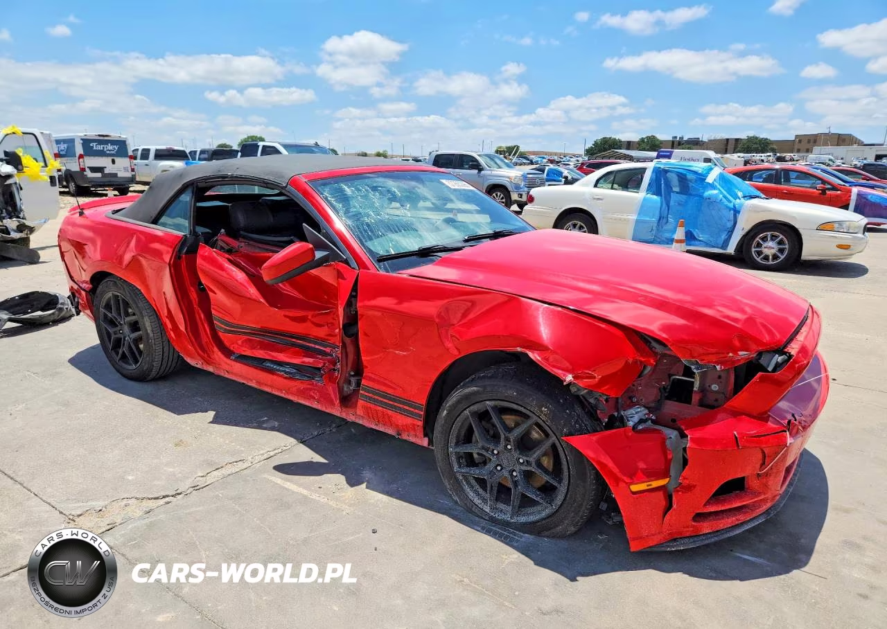 2013 Ford Mustang VIN:1ZVBP8EM3D5202710 - 4