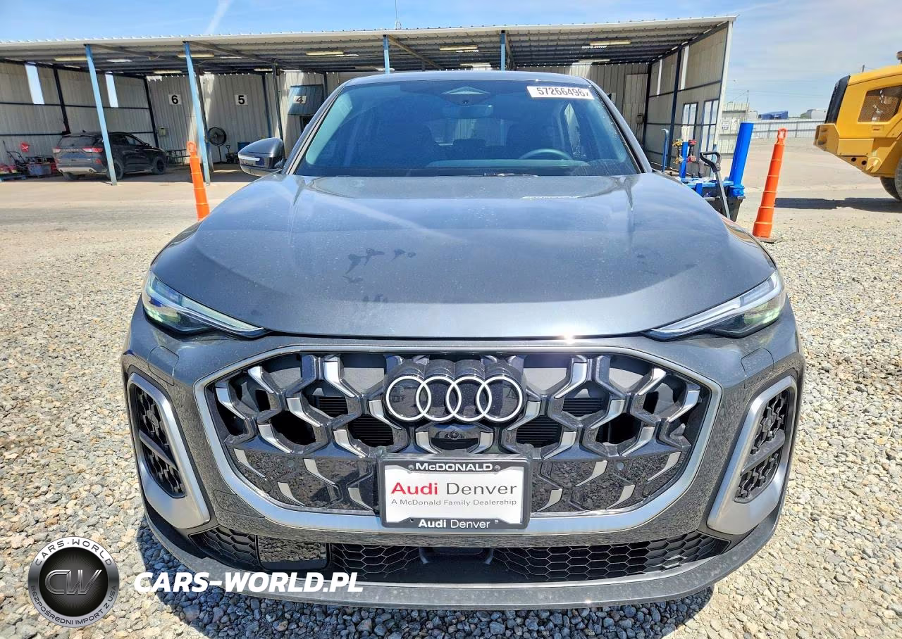2025 Audi Q5 Sportback Prestige VIN:WA1FAAGU8S2117042 - 5