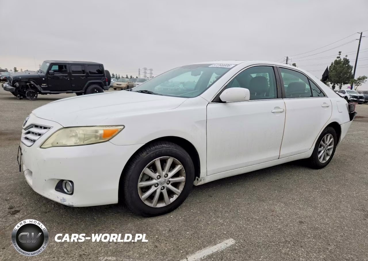 2011 Toyota Camry Xle – zdjęcie 1 z 12