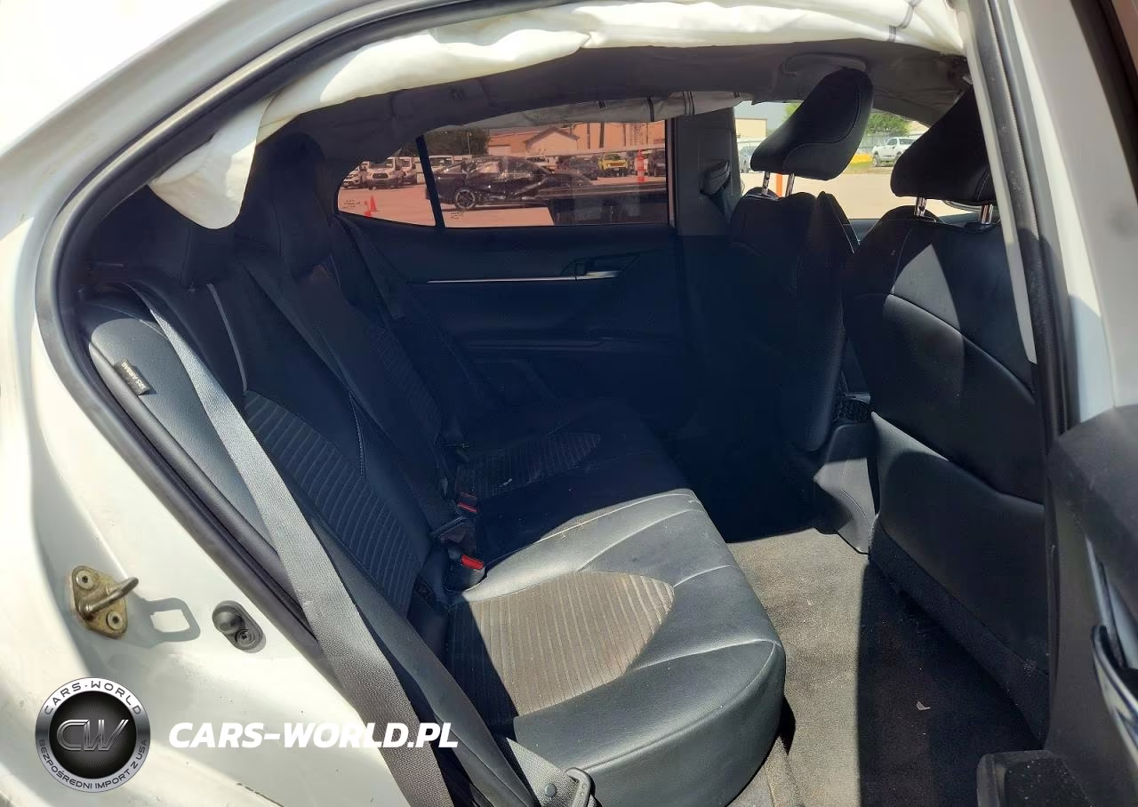 2020 Toyota Camry Se VIN:4T1G11AK9LU894297 - 10