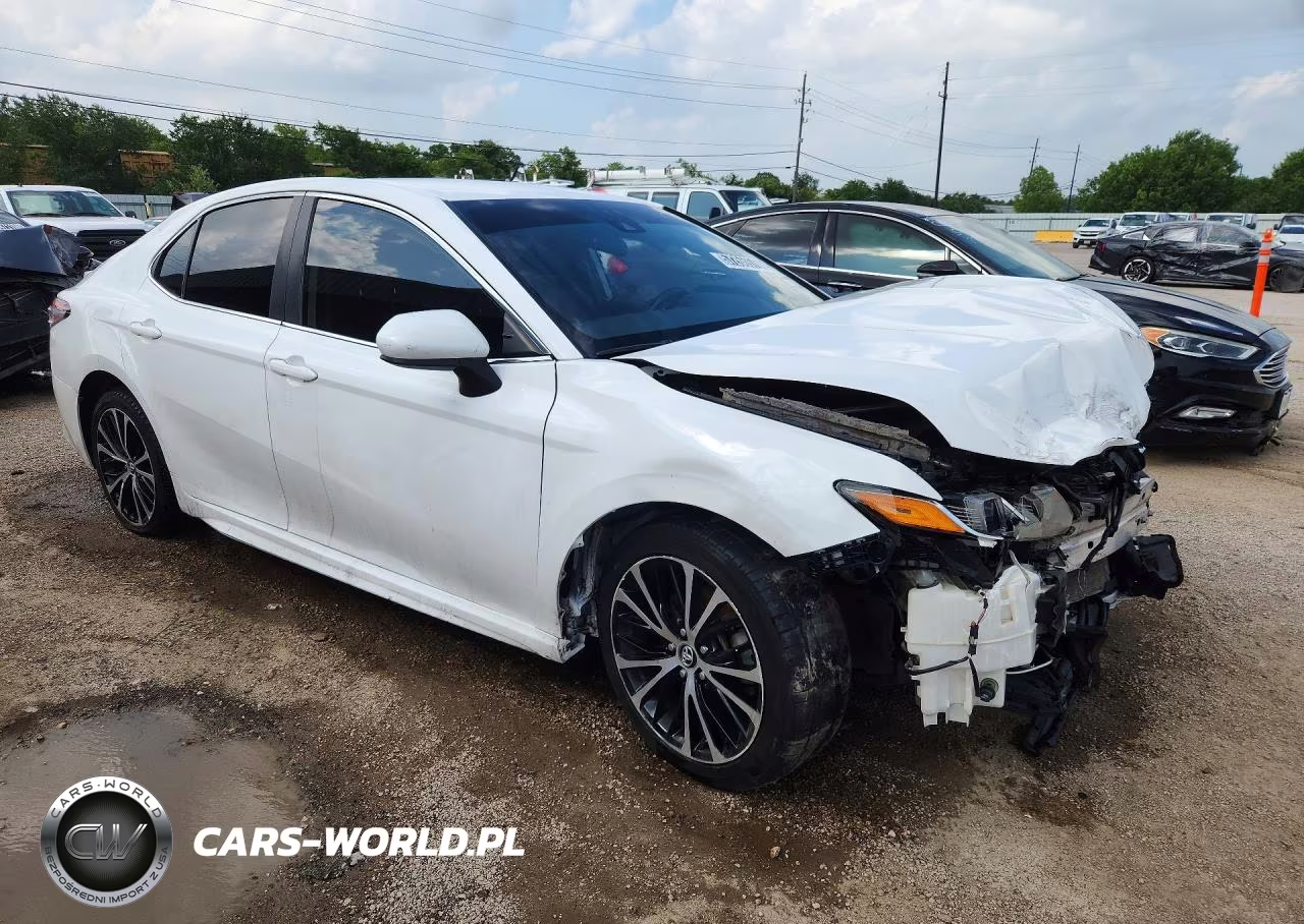 2020 Toyota Camry Se VIN:4T1G11AK9LU894297 - 4