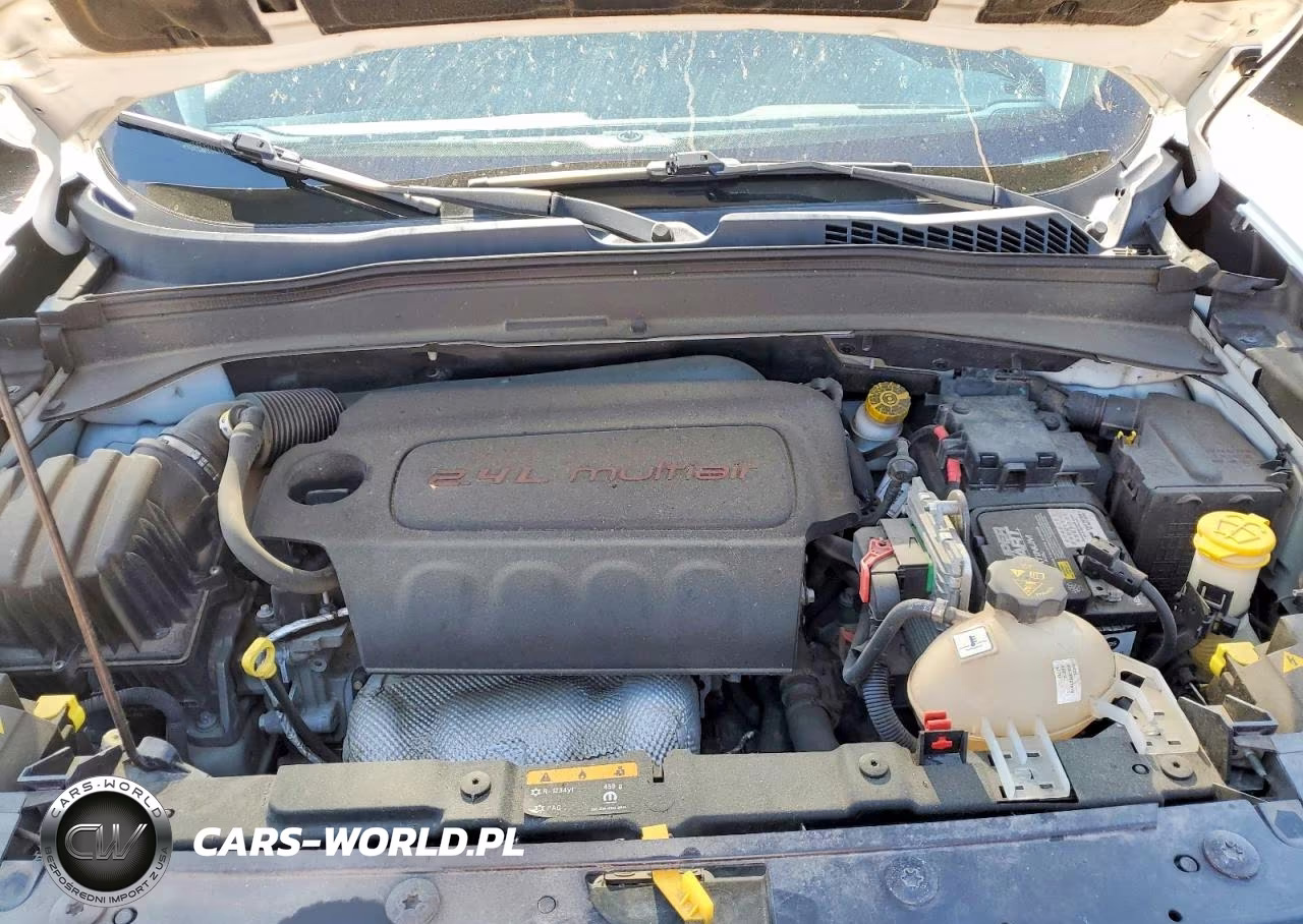 2018 Jeep Renegade Latitude VIN:ZACCJABB0JPG73803 - 11