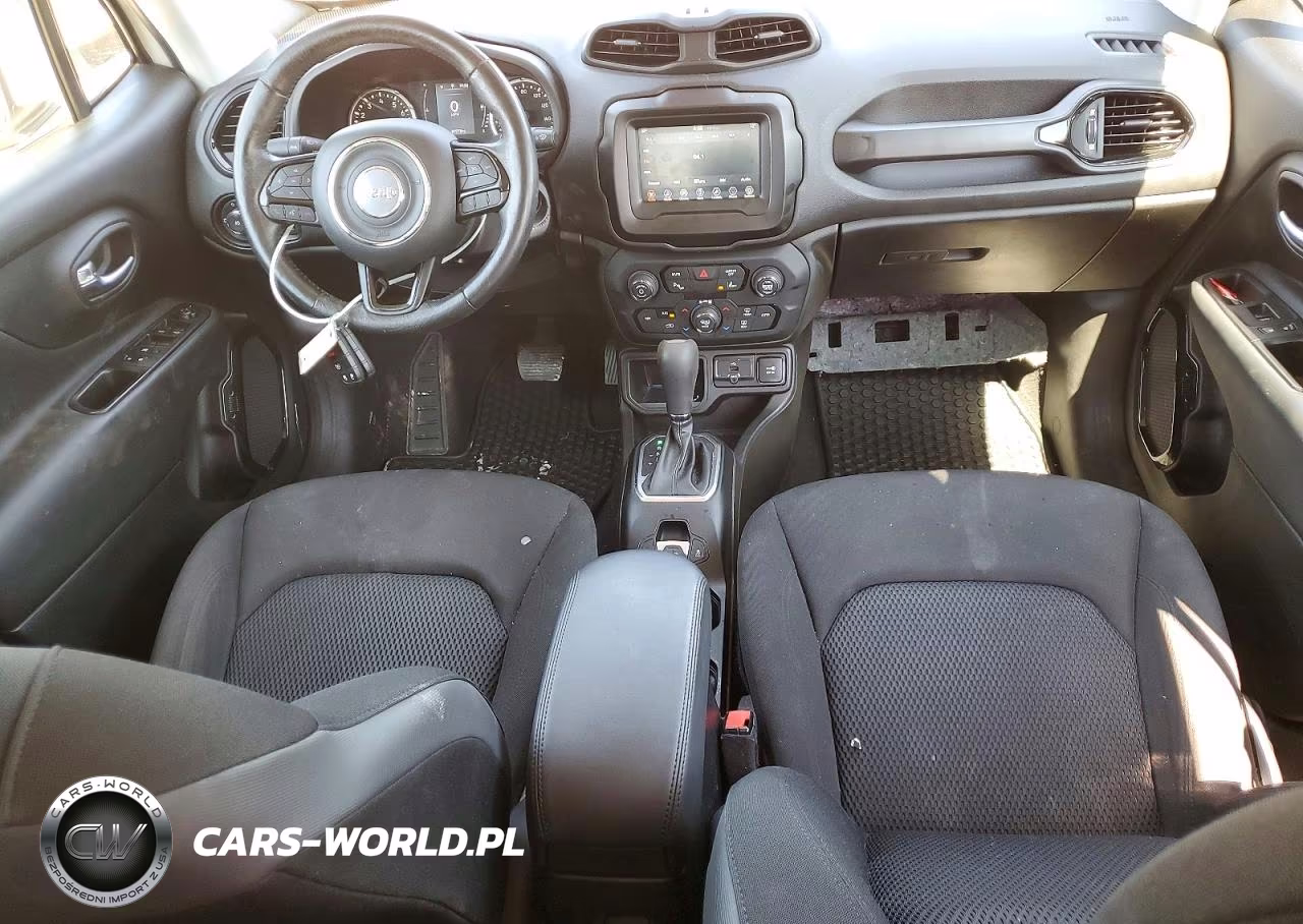 2018 Jeep Renegade Latitude VIN:ZACCJABB0JPG73803 - 8