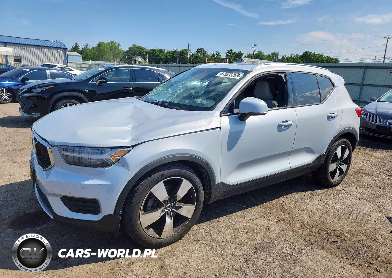 2020 Volvo Xc40 T5 Momentum