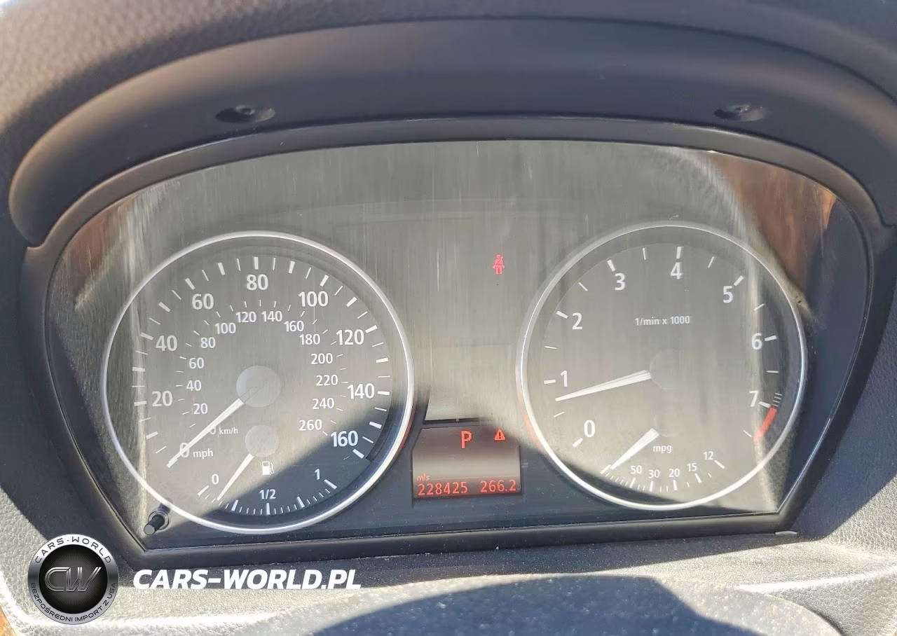 2006 BMW 330 I VIN:WBAVB33596KR79794 - 9