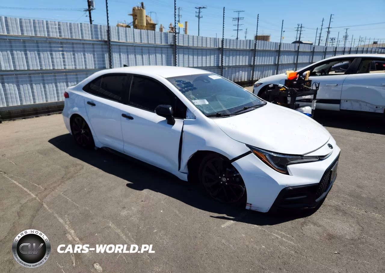 2021 Toyota Corolla Se Nightshade Edition VIN:5YFS4MCE0MP070380 - 4
