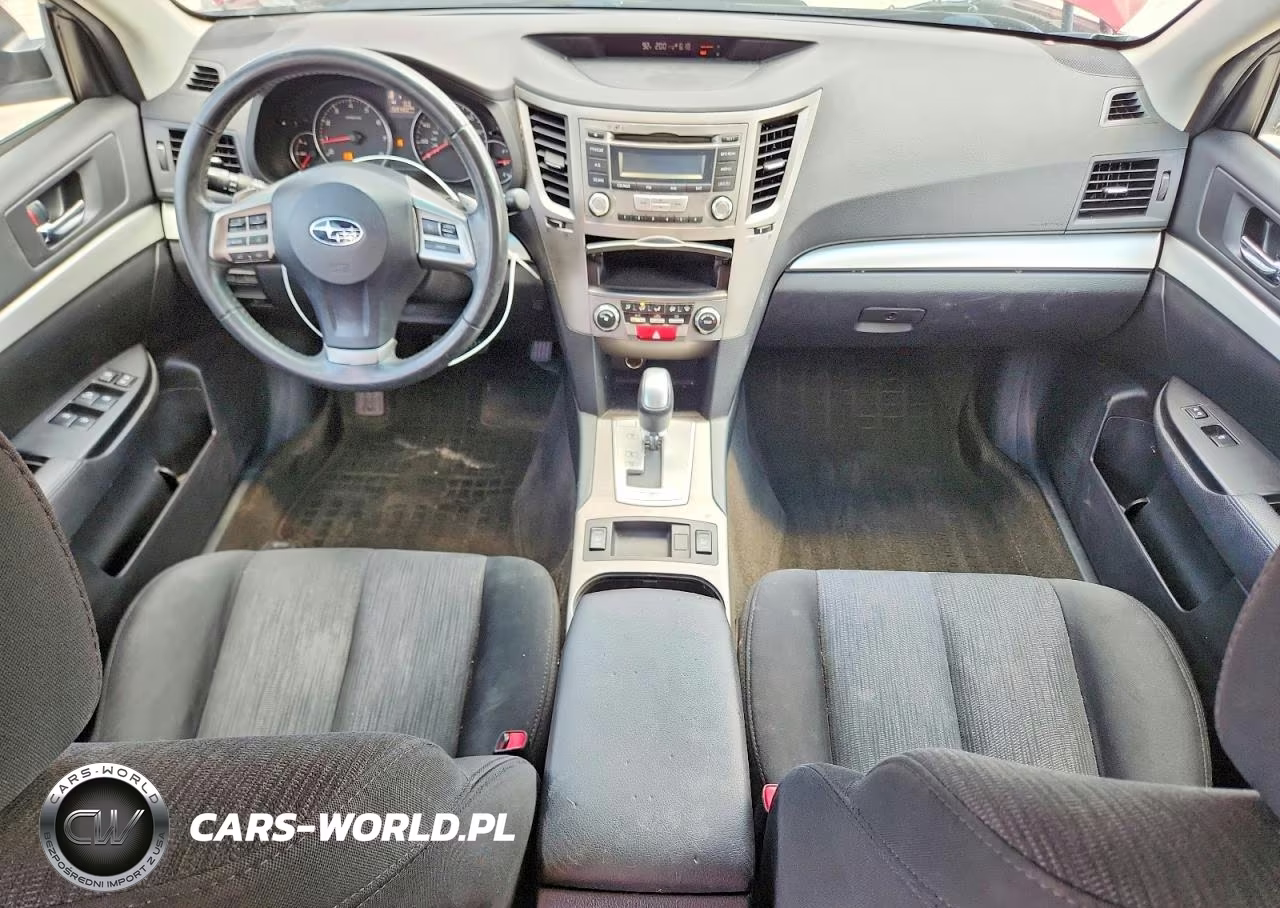 2013 Subaru Outback 2.5I Premium VIN:4S4BRCGCXD3279585 - 8