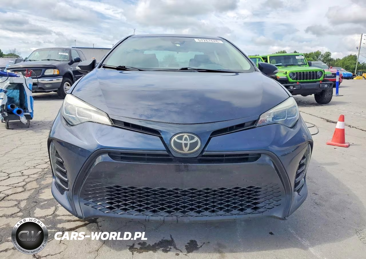2018 Toyota Corolla Se VIN:5YFBURHE7JP798229 - 5