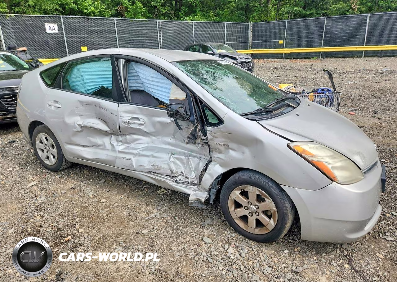 2008 Toyota Prius Base VIN:JTDKB20U483339081 - 4