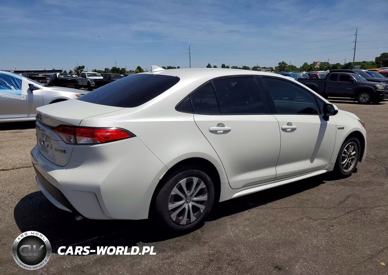 2020 Toyota Corolla Le VIN:JTDEBRBE1LJ005462 - 3