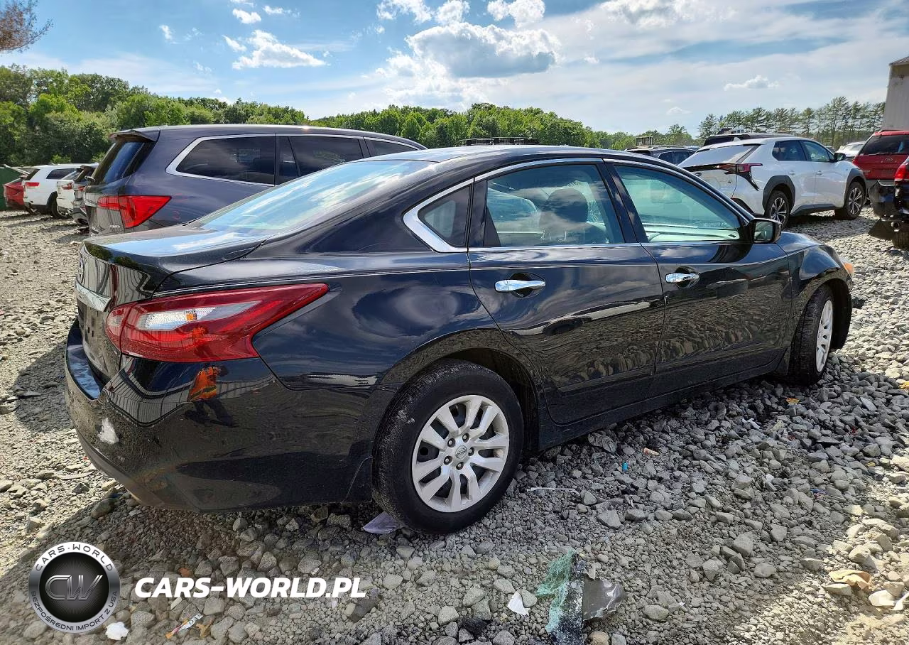 2018 Nissan Altima 2.5 S VIN:1N4AL3AP2JC232937 - 3