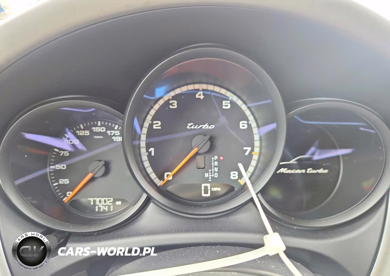2015 Porsche Macan Turbo VIN:WP1AF2A54FLB94059 - 9