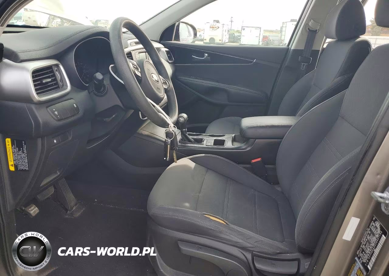 2018 Kia Sorento L VIN:5XYPG4A33JG407199 - 7