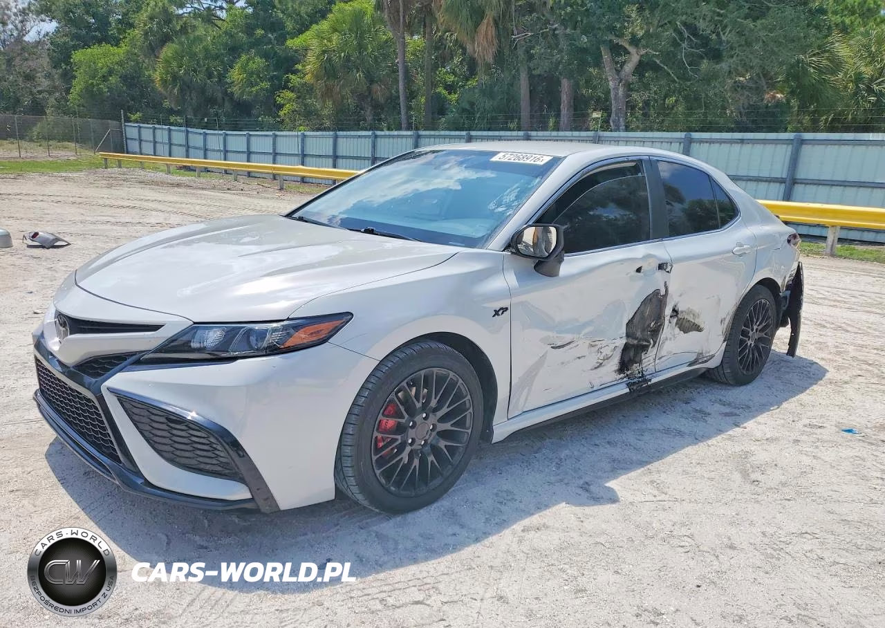 2022 Toyota Camry Se – zdjęcie 1 z 12