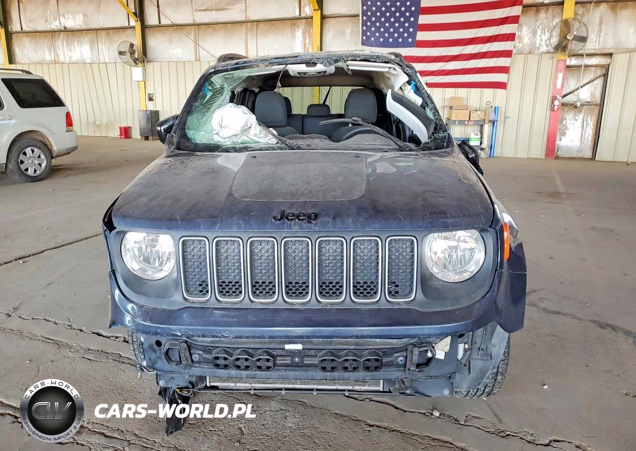 2023 Jeep Renegade Latitude VIN:ZACNJDB1XPPP67985 - 5