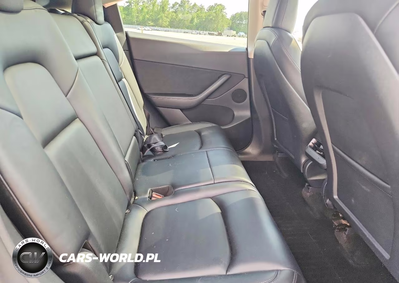 2022 Tesla Model Y VIN:7SAYGAEEXNF383417 - 11