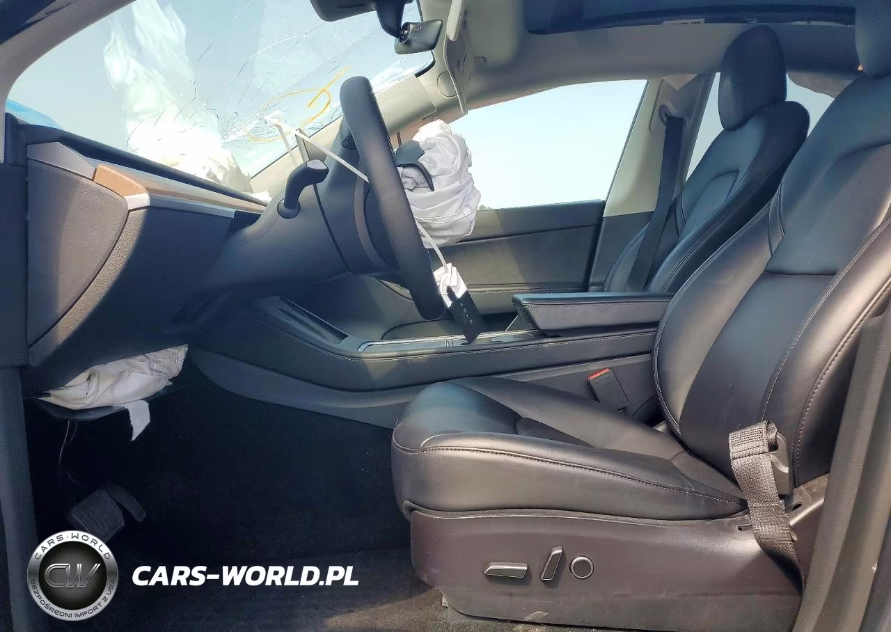 2022 Tesla Model Y VIN:7SAYGAEEXNF383417 - 7