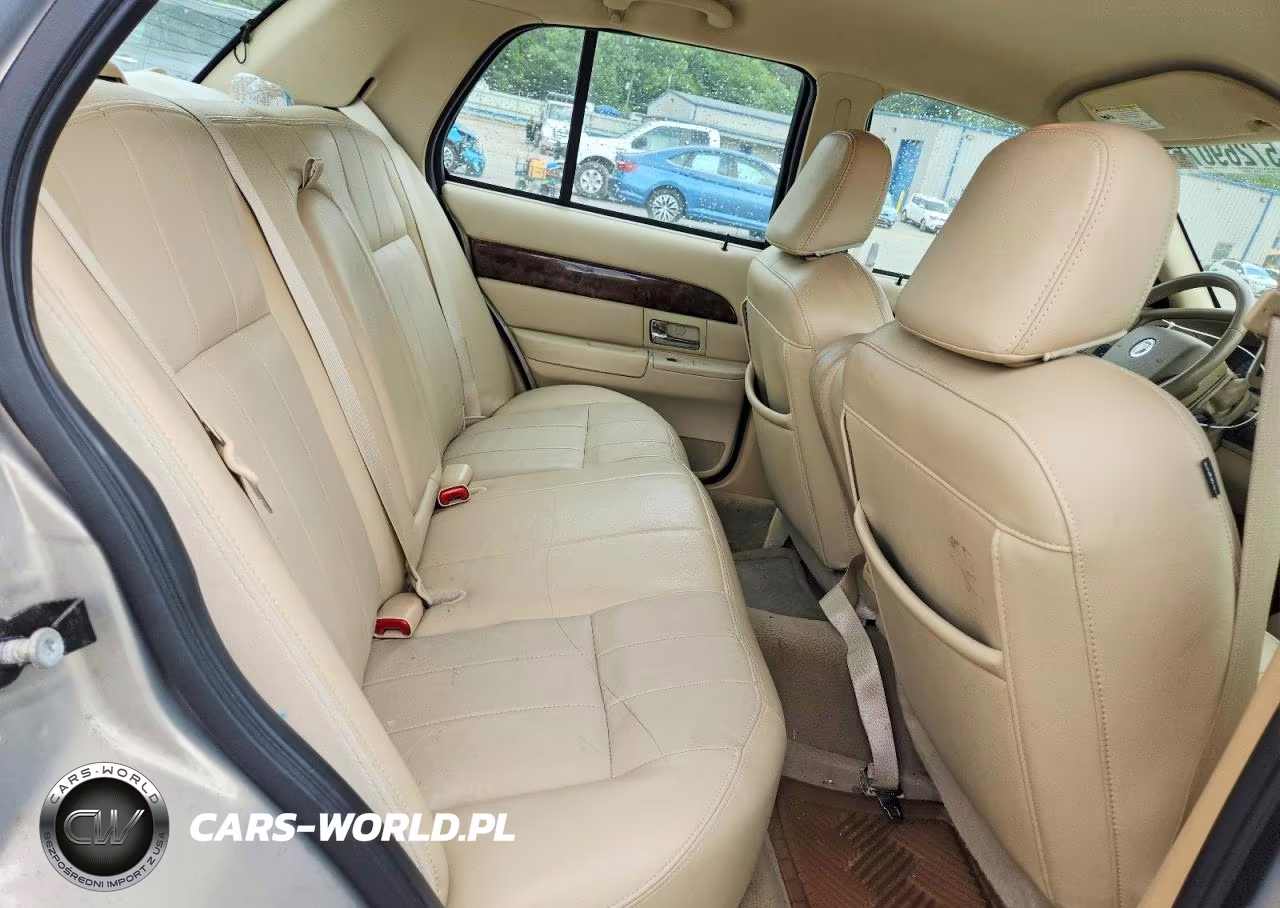 2010 Mercury Grand Marquis Ls VIN:2MEBM7FV3AX628807 - 10