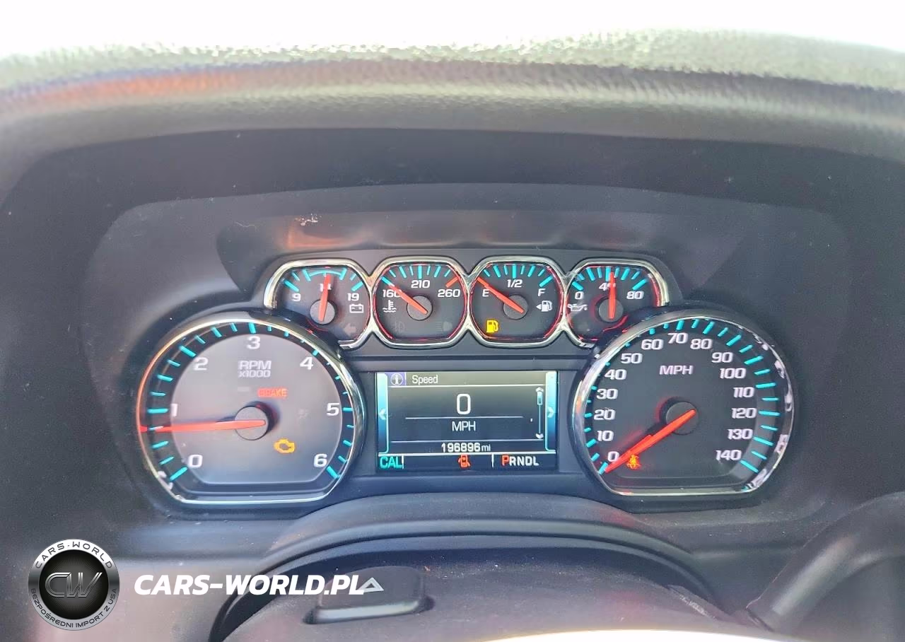 2017 Chevrolet Suburban C1500 Lt VIN:1GNSCHKC6HR199494 - 9