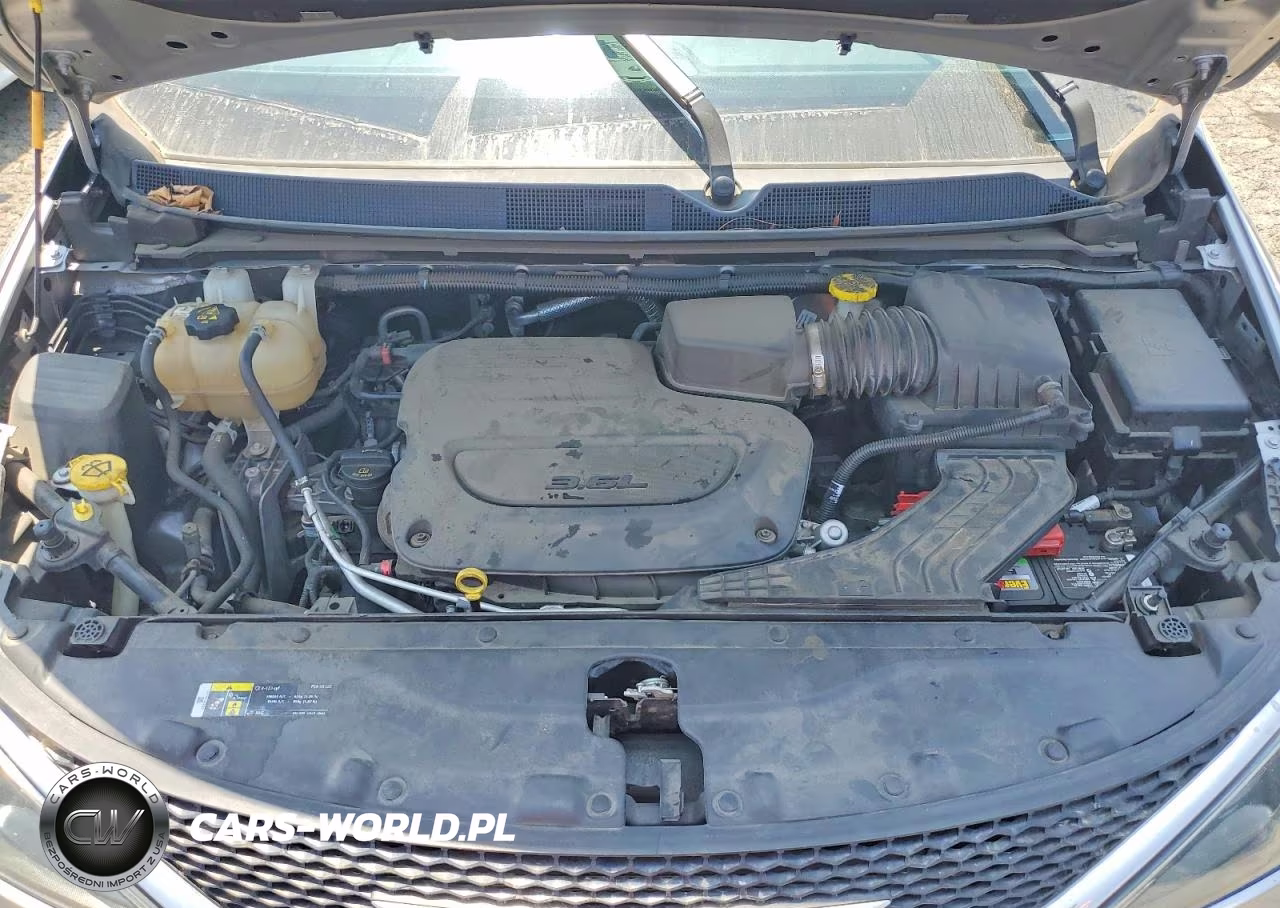 2020 Chrysler Voyager Lxi VIN:2C4RC1DG2LR257330 - 12