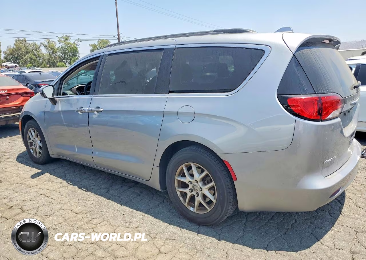 2020 Chrysler Voyager Lxi VIN:2C4RC1DG2LR257330 - 2