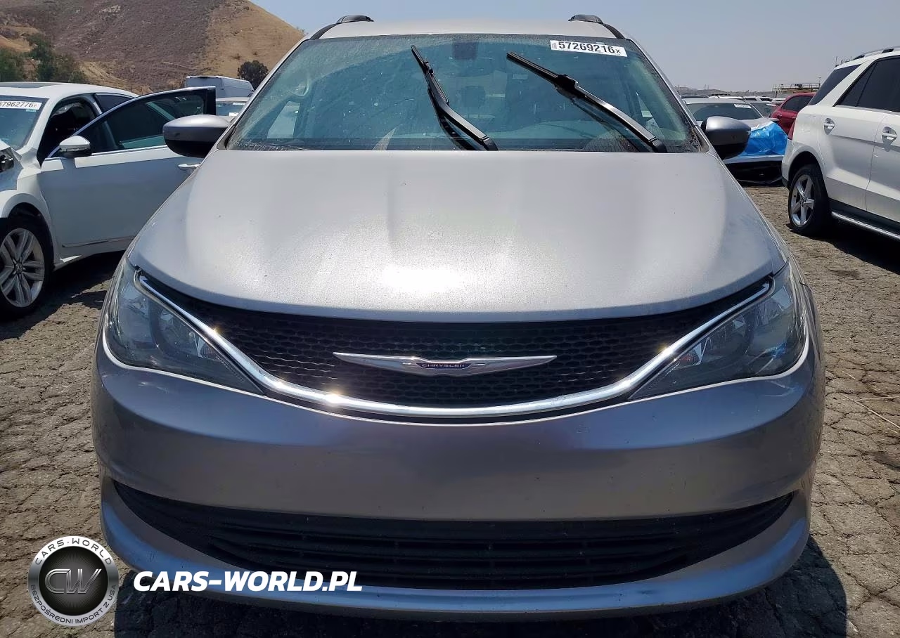 2020 Chrysler Voyager Lxi VIN:2C4RC1DG2LR257330 - 5