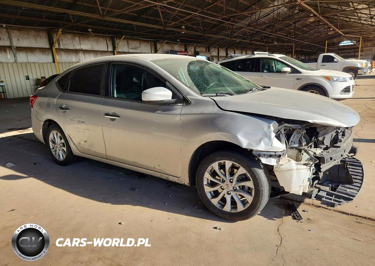 2018 Nissan Sentra Sv VIN:3N1AB7AP4JL627634 - 4